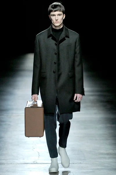 Look 5